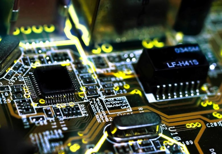 Phần mềm hỗ trợ đổi mới chất bán dẫn