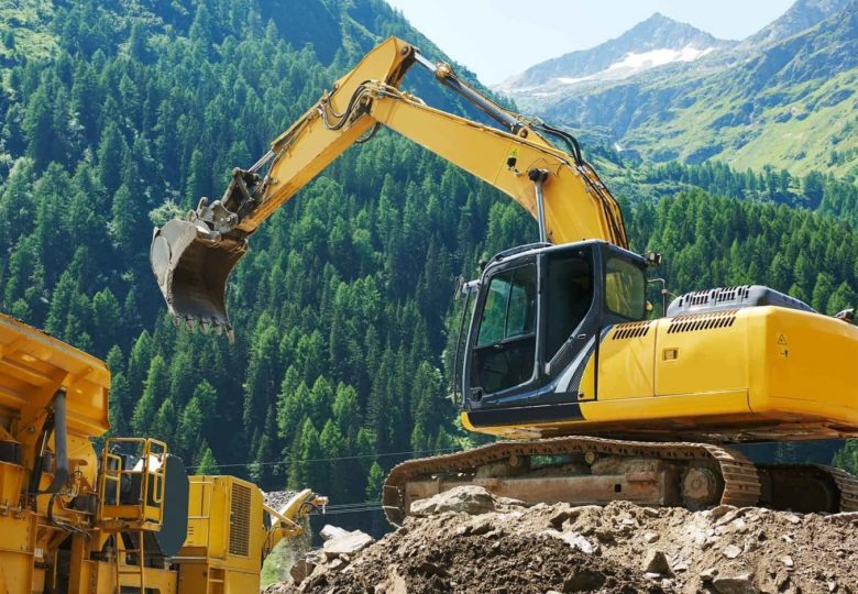 Hợp tác sản xuất thiết bị hạng nặng