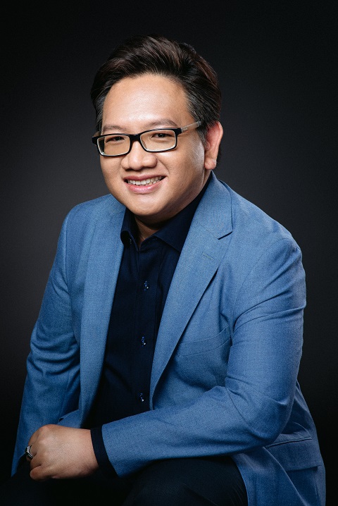 Xuyên Hình / Alex Hinh