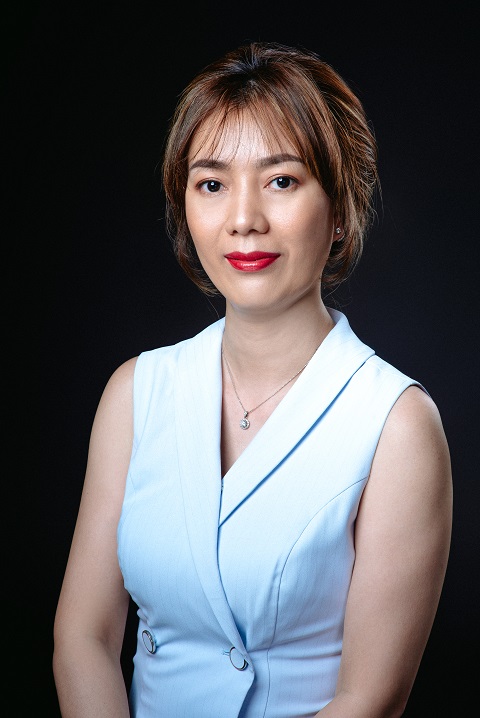 Lụa Nguyễn / Amy Nguyen